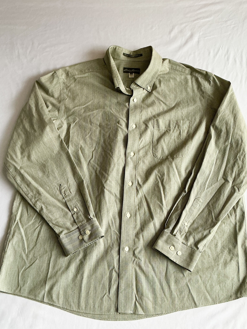 Eddie Bauer Shirt Green / White Checks Relaxed Fit Wrinkle Free Men's Size 2XL